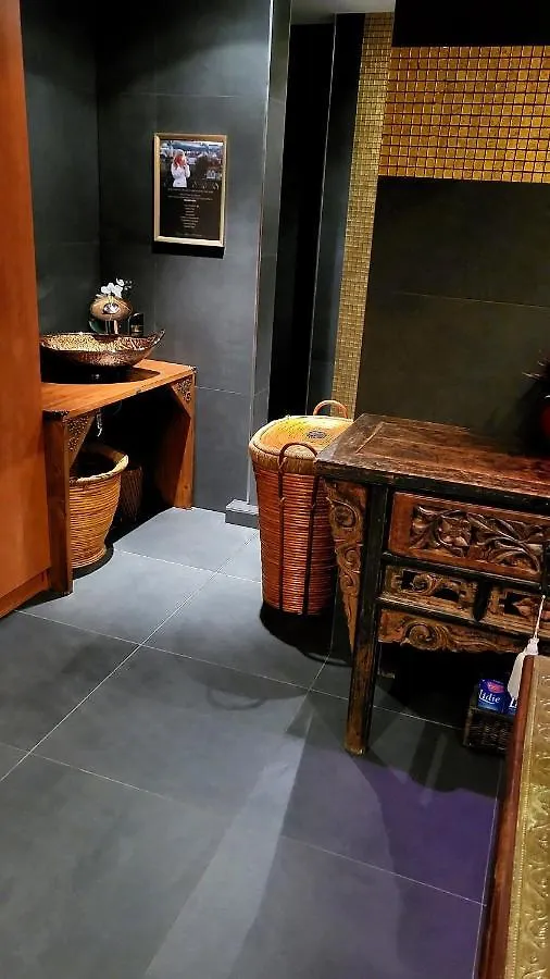 Grand Relax Spa & Wellness & Beer Spa & Thermal Spa In Hotel Meteor Plaza Prague - Since 1307