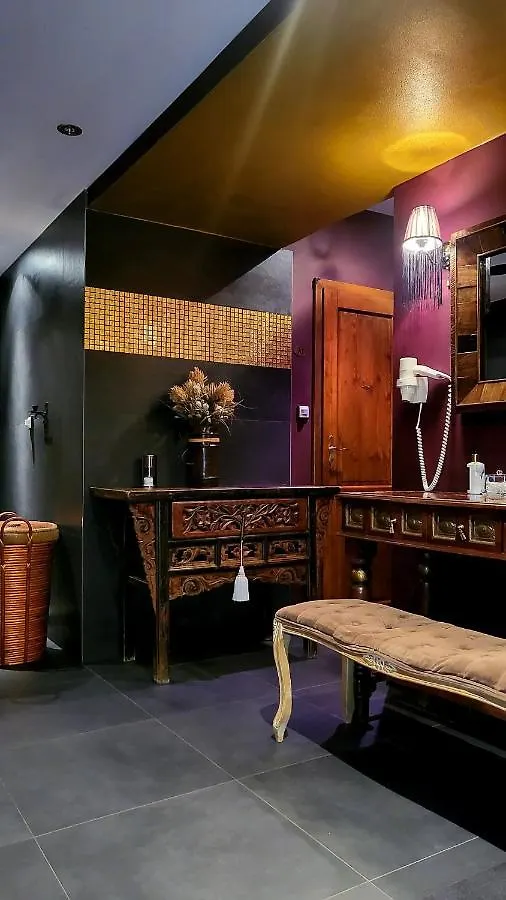 Grand Relax Spa & Wellness & Beer Spa & Thermal Spa In Hotel Meteor Plaza Prague - Since 1307