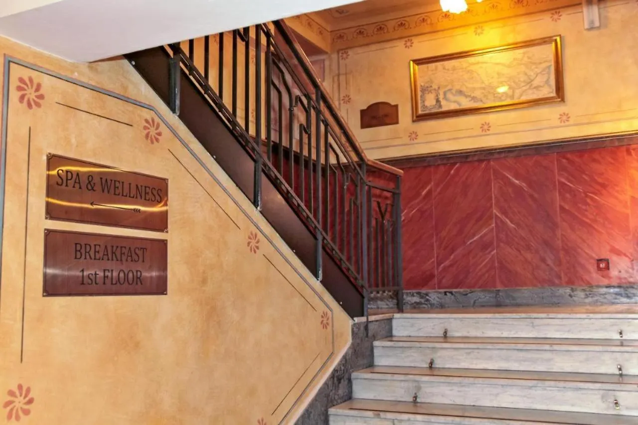 Grand Relax Spa & Wellness & Beer Spa & Thermal Spa In Hotel Meteor Plaza Prague - Since 1307 Czech Republic