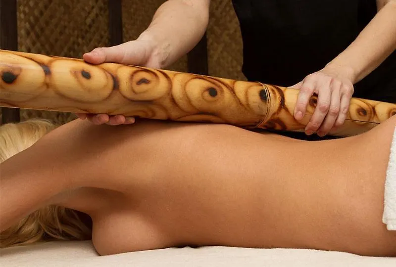 Grand Relax Spa & Wellness & Beer Spa & Thermal Spa In Hotel Meteor Plaza Prague - Since 1307