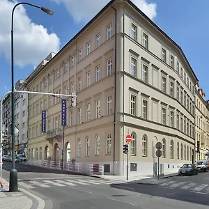 Ea New Town Hotel