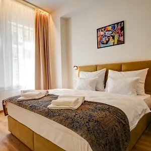 4* Otel Karlova
