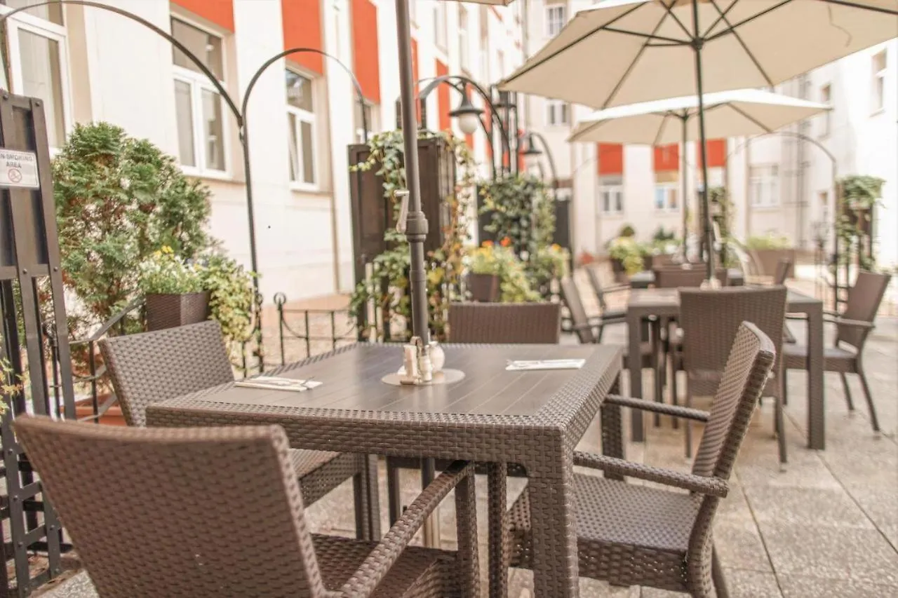 Grand Relax Spa & Wellness & Beer Spa & Thermal Spa In Hotel Meteor Plaza Prague - Since 1307 4*,  Чехия